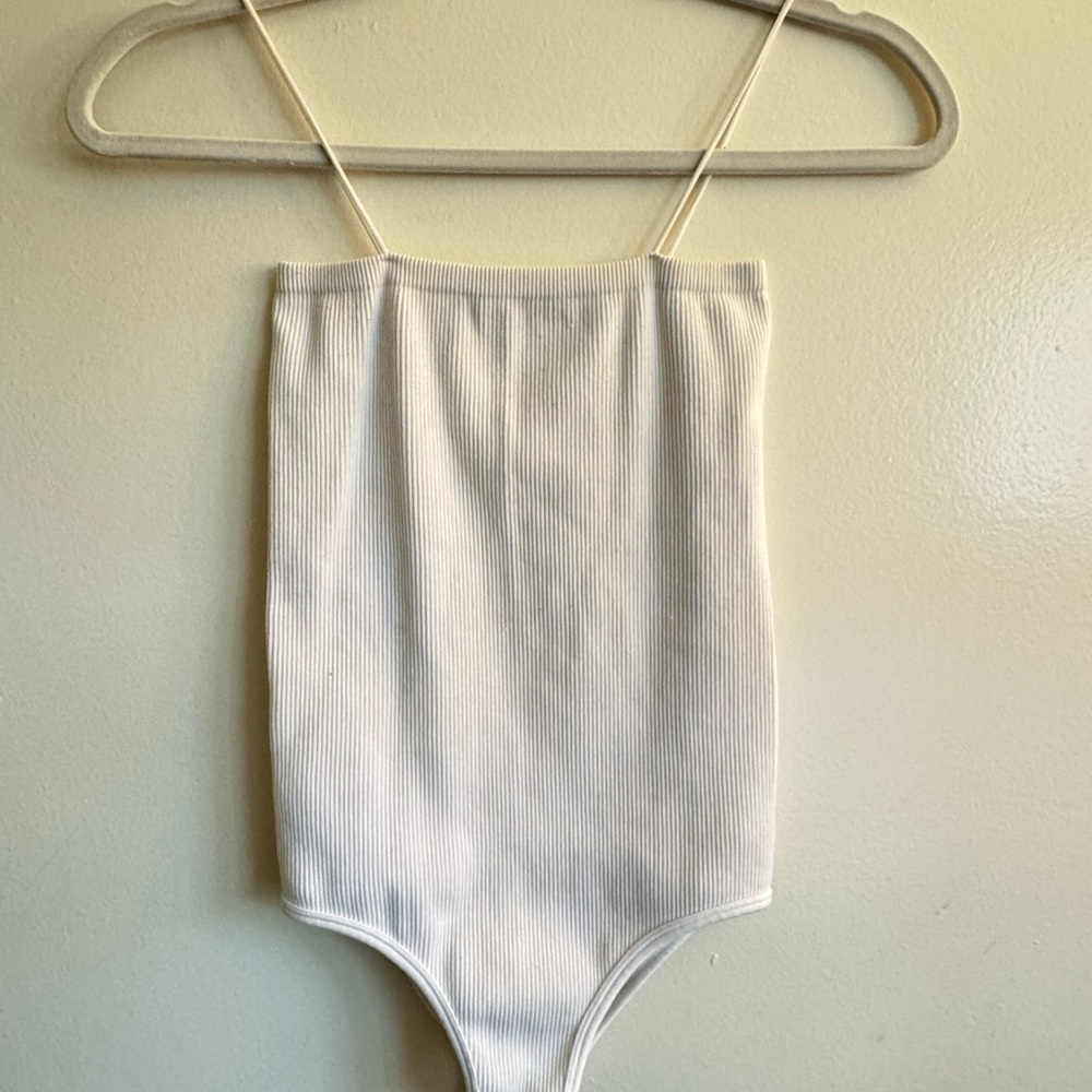 Zara White Ribbed Bodysuit